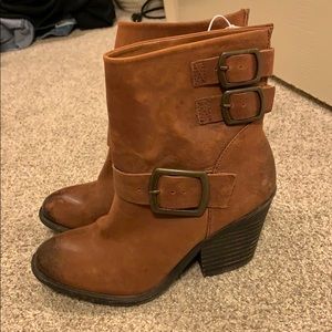 Lucky brand booties. Only worn once.